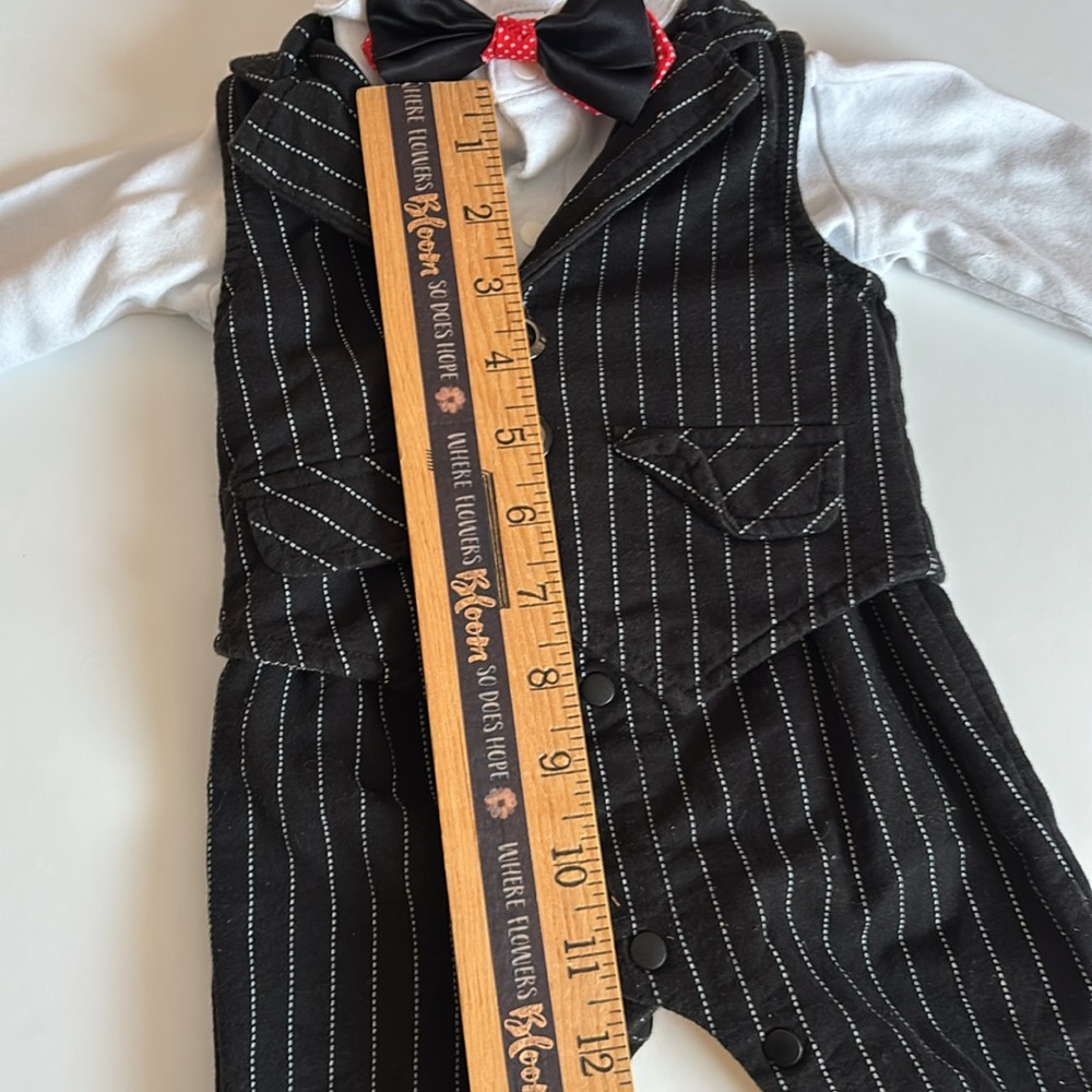 Baby Tux Baby Pinstripes Set 3-6 Month outfit Black and White Baby Tuxedo - Picture 13 of 16